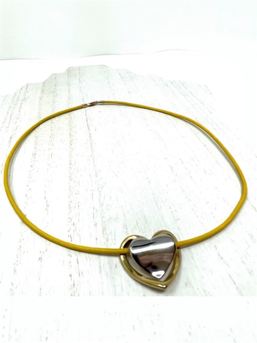 Solid 14K two tone genuine gold floating heart necklace